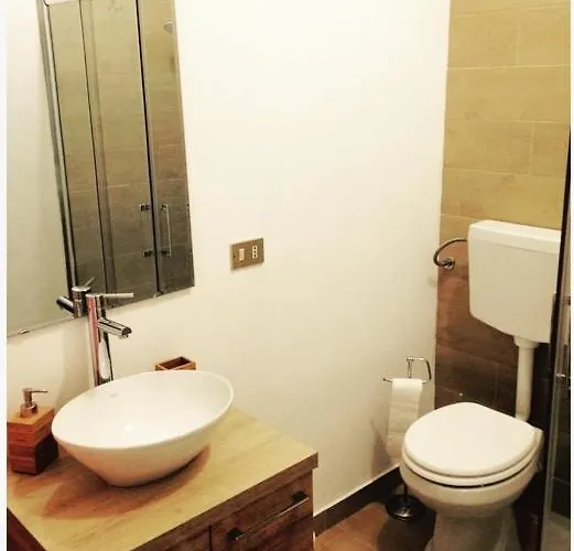 Casa Mia Bed & Breakfast 2*