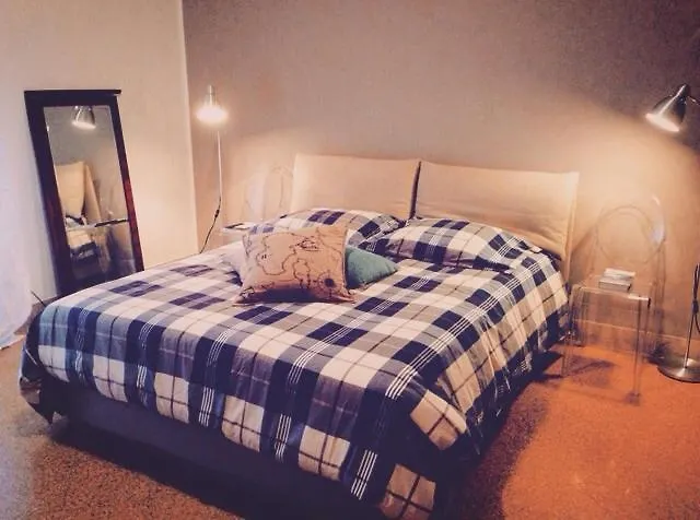 Casa Mia 2*